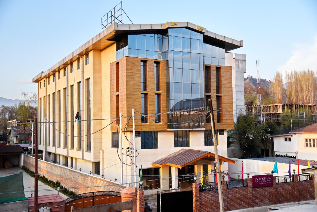 Regenta Central Srinagar, Rajbagh Hotel Exterior photo