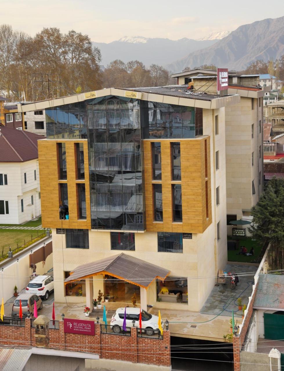 Regenta Central Srinagar, Rajbagh Hotel Exterior photo